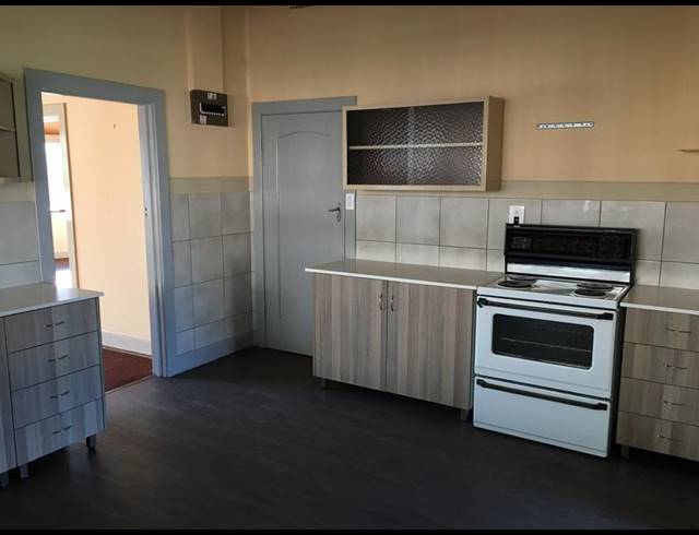 3 BEDROOM HOUSE FOR SALE IN BRENTHURST